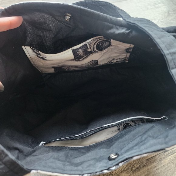 Large Sketched Camera Handmade Black and White Tote Bag 16x10 - Picture 5 of 5